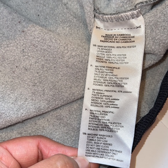 Adidas Men’s full zip jacket grey Medium zippered pockets collared neck logo - Picture 8 of 9